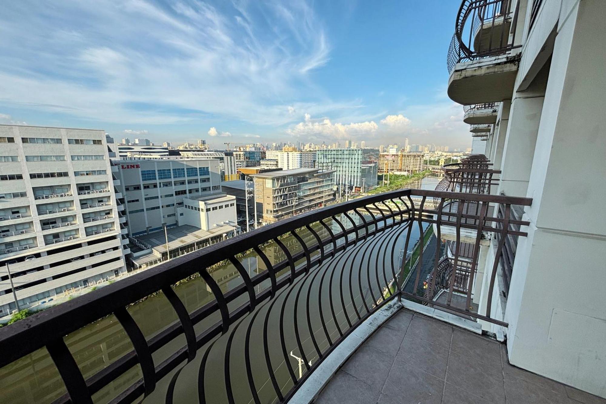 Extremeli Suites Manila Powered By Cocotel Εξωτερικό φωτογραφία