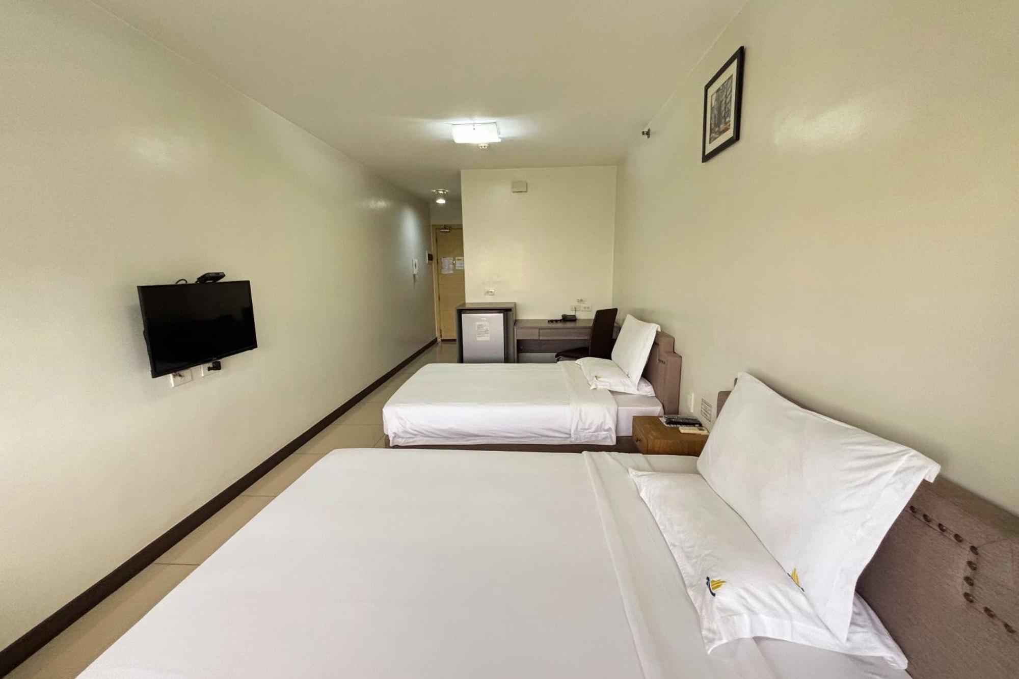 Extremeli Suites Manila Powered By Cocotel Εξωτερικό φωτογραφία