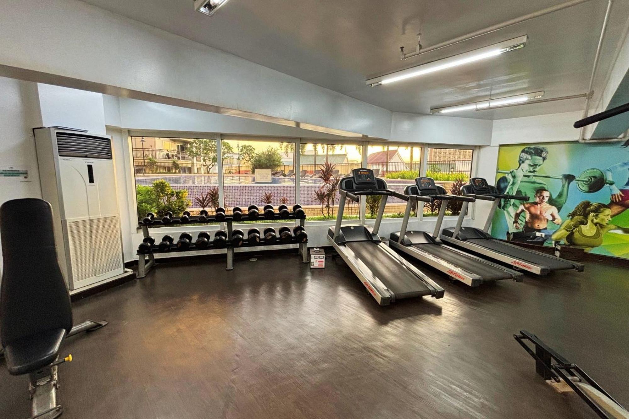 Extremeli Suites Manila Powered By Cocotel Εξωτερικό φωτογραφία