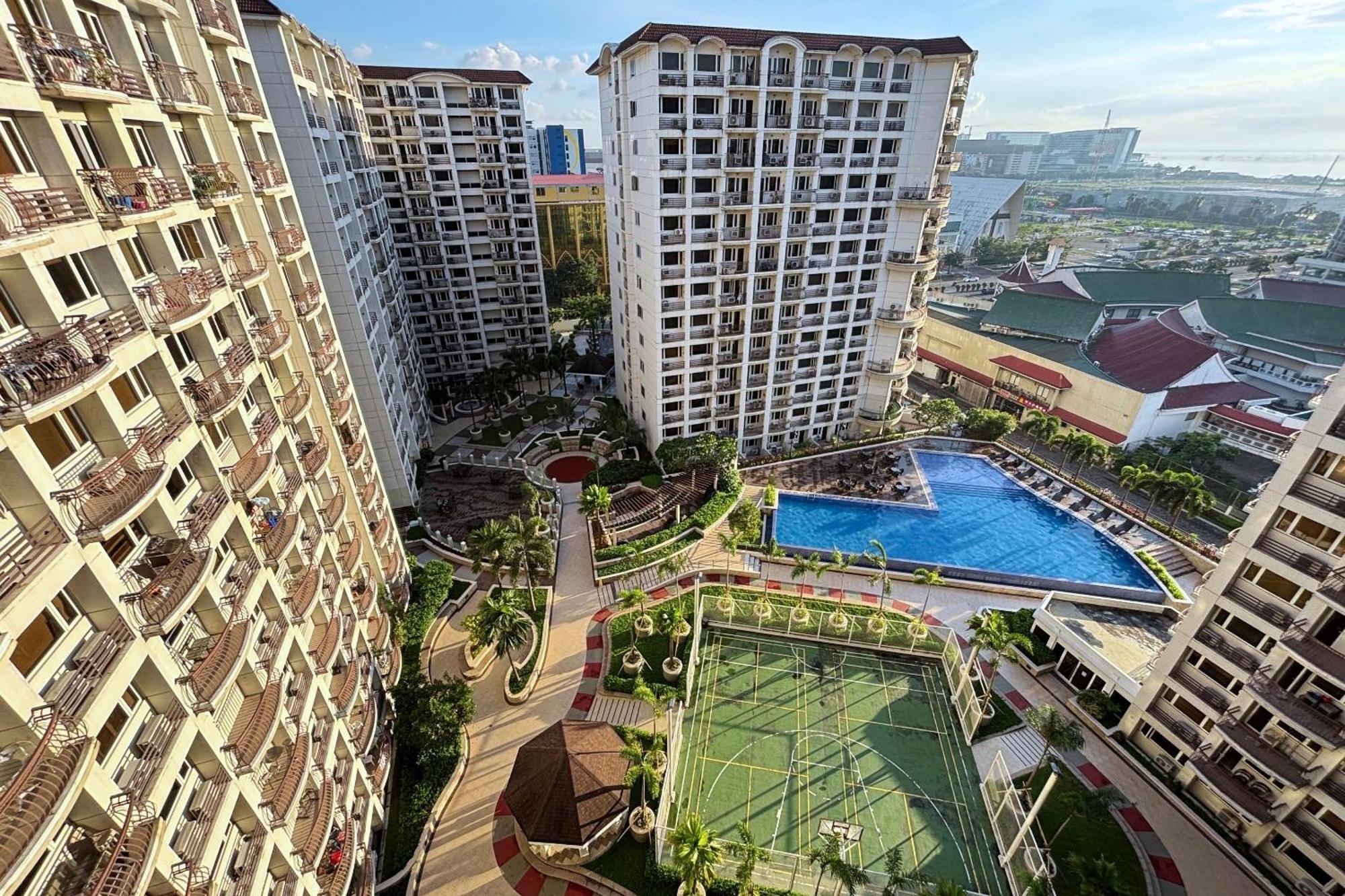 Extremeli Suites Manila Powered By Cocotel Εξωτερικό φωτογραφία
