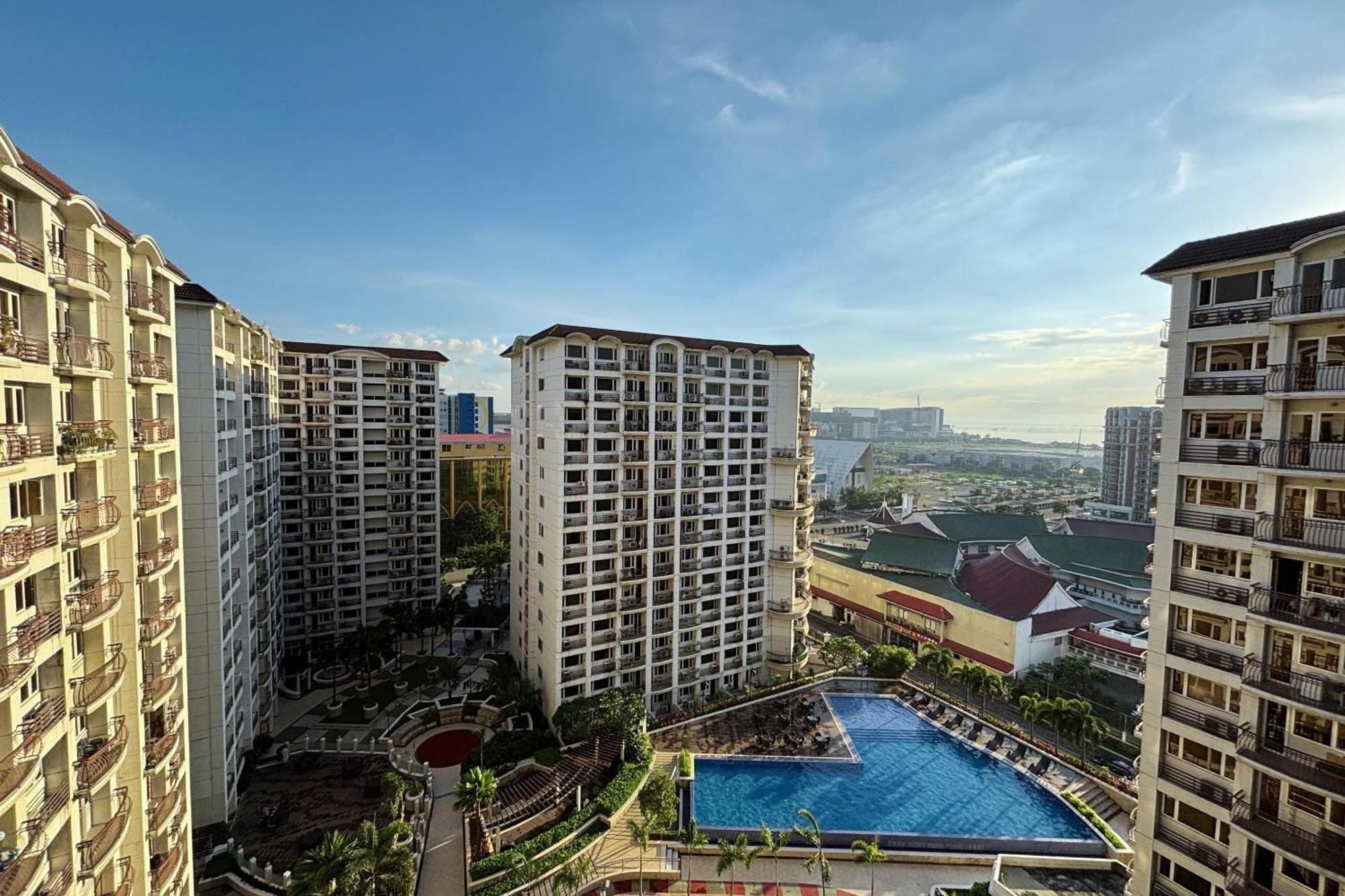 Extremeli Suites Manila Powered By Cocotel Εξωτερικό φωτογραφία